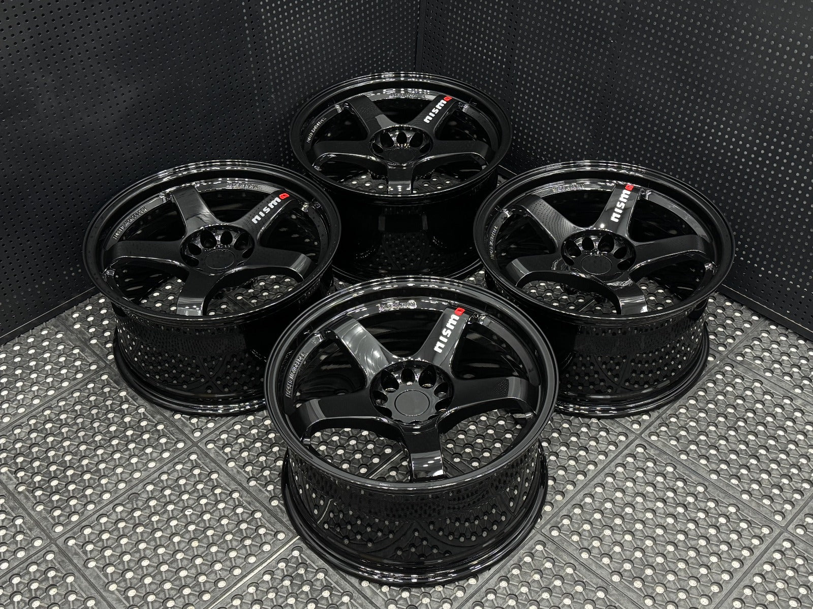 Nismo Without engraving (shipping price included)