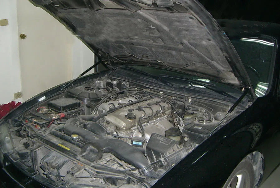 Front Hood/ Bonneet Gas Struts with Carbon Fiber for Nissan Silvia S14 (1995-1998)