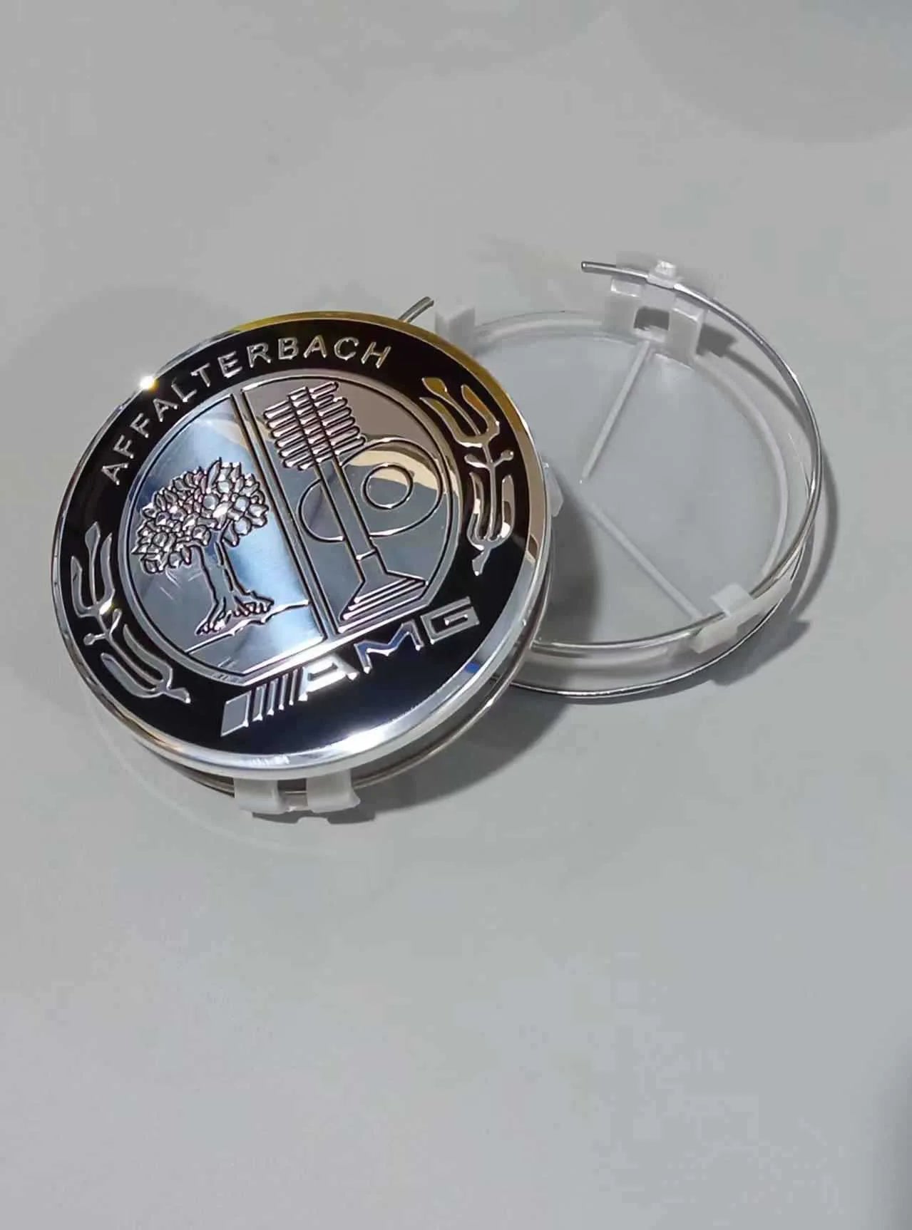 Mercedes-Benz 75mm Wheel Hub Center Cap Set (4-Piece)